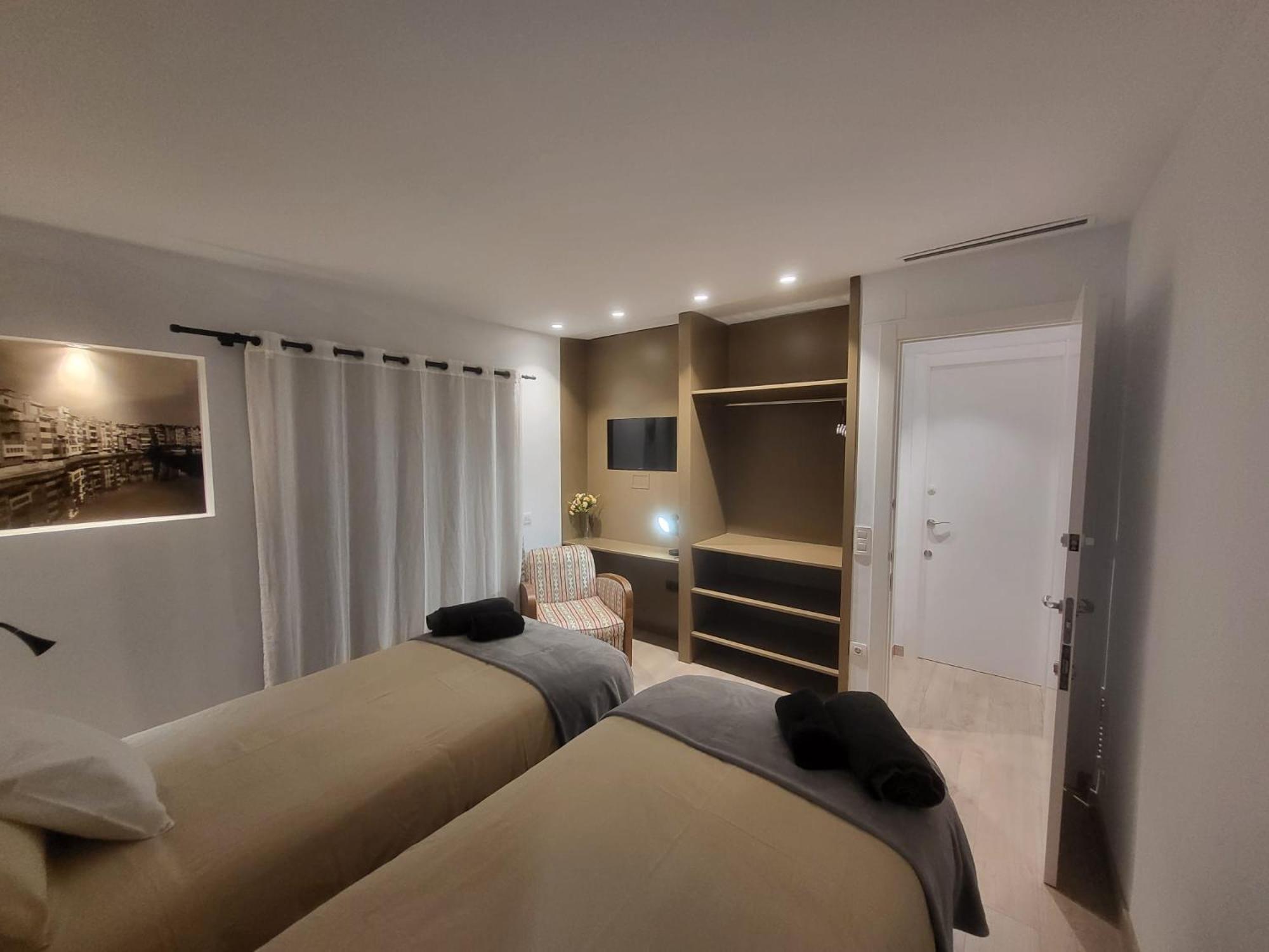 Turistic Girona - Piso De 1, 2 O 3 Habitaciones Екстер'єр фото