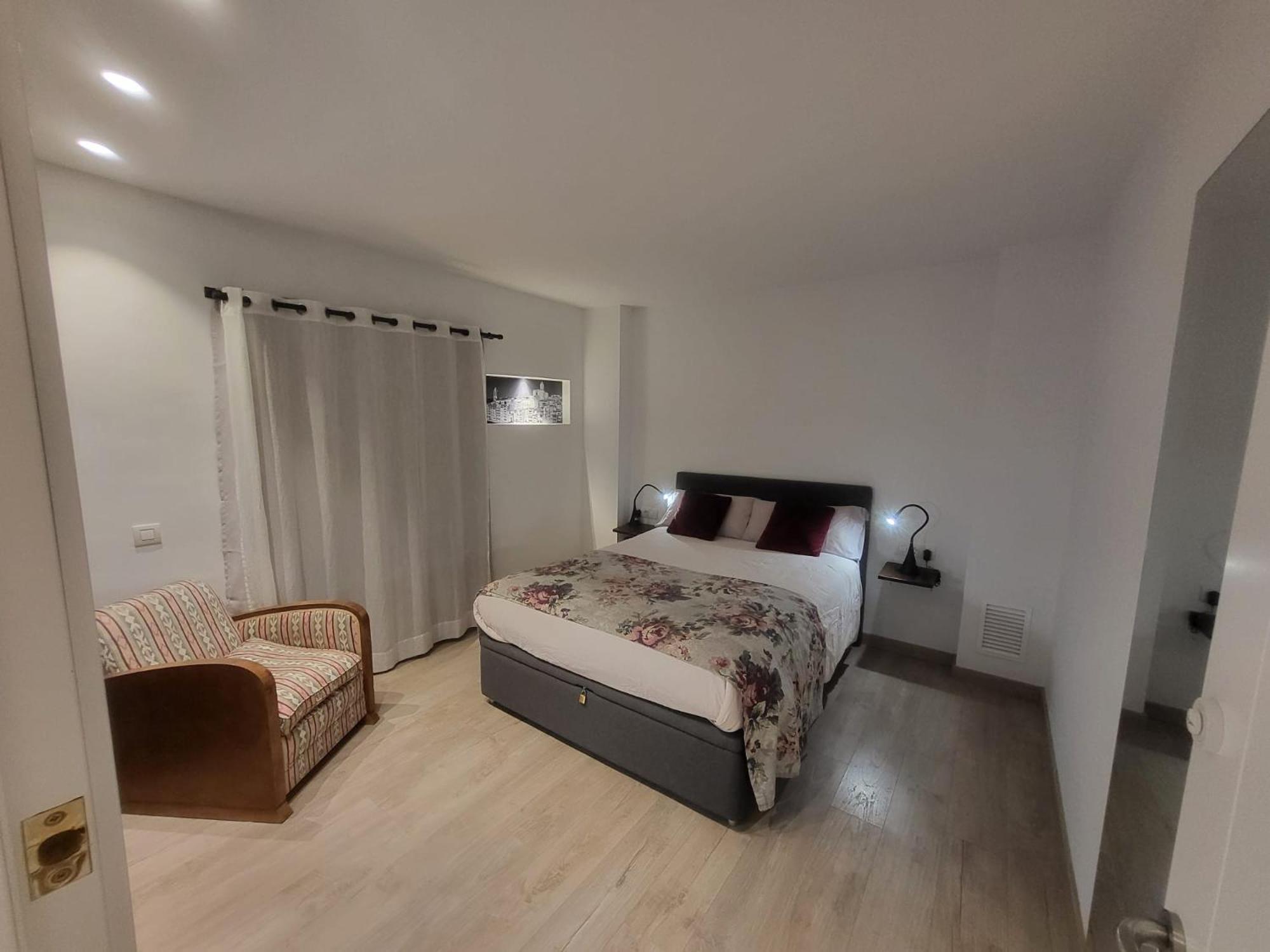 Turistic Girona - Piso De 1, 2 O 3 Habitaciones Екстер'єр фото