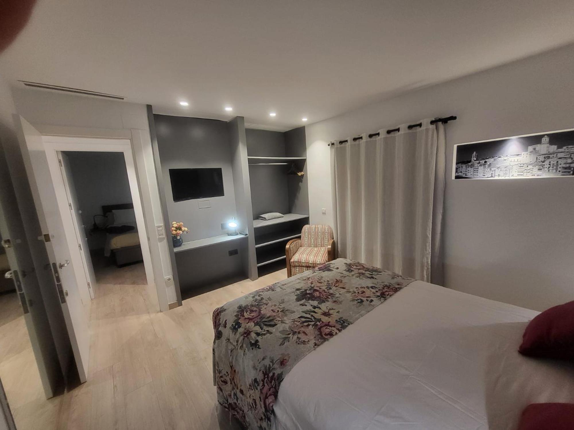Turistic Girona - Piso De 1, 2 O 3 Habitaciones Екстер'єр фото